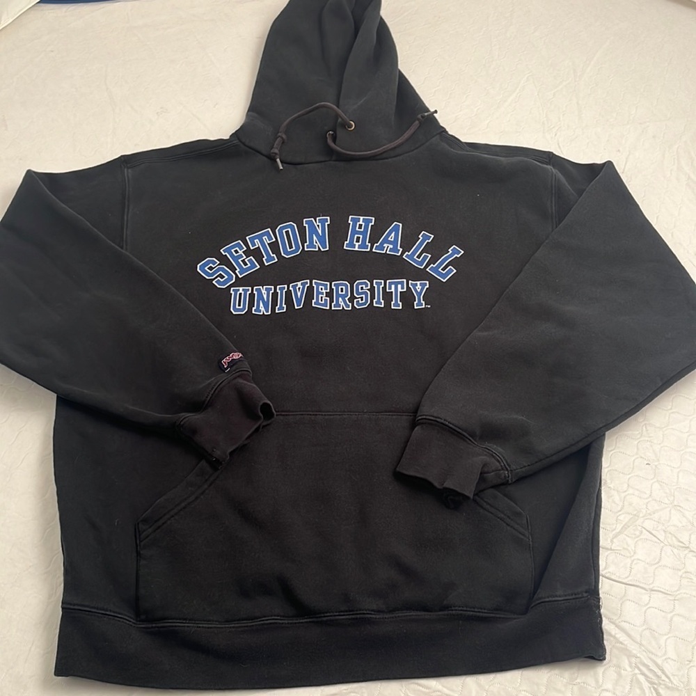 Jansport Seton Hall University black hoodie pullover sweatshirt M